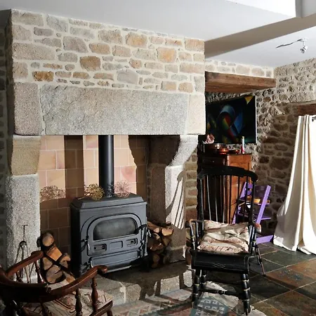 Villa Saint-vaast-la-hougue Sleeps 10 Pool Wifi *