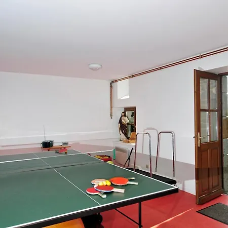 Saint-vaast-la-hougue Sleeps 10 Pool Wifi *
